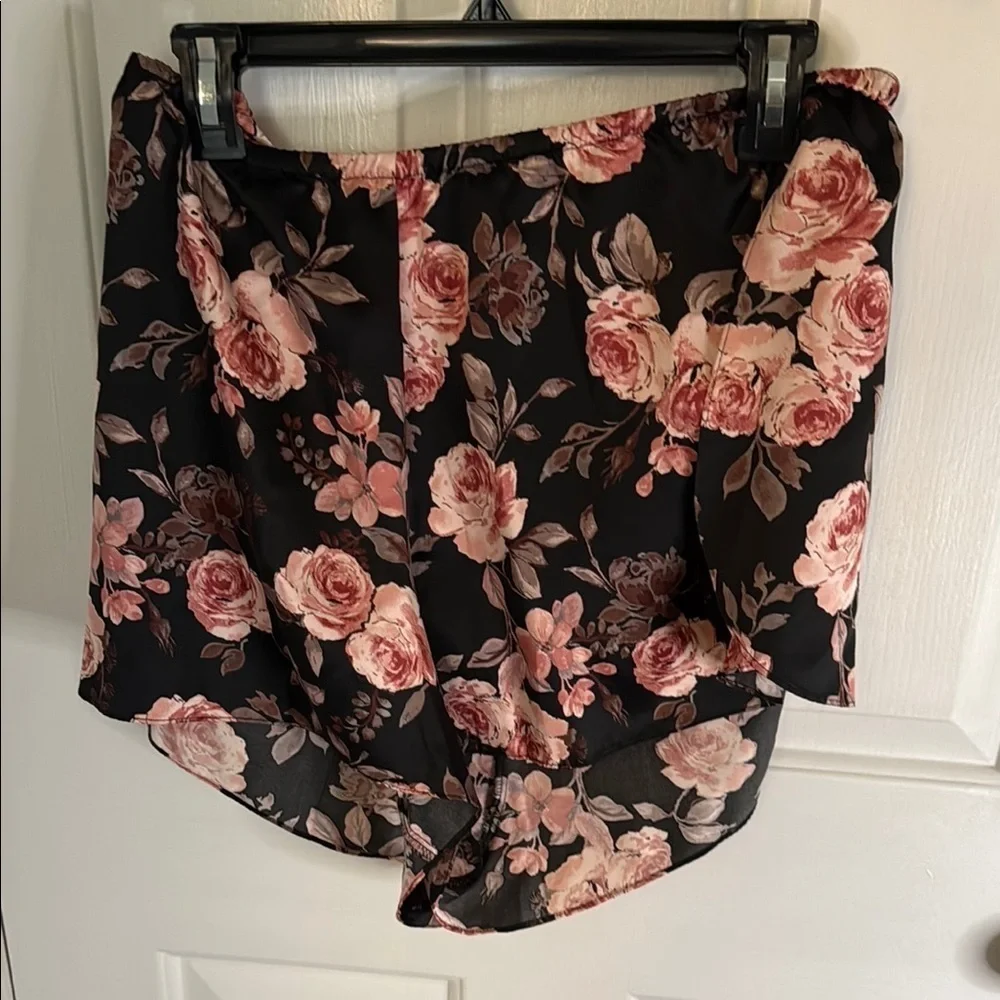 VS Secret Treasures Set , Elegant Black & Pink Rose Robe,Shorts& Camisole